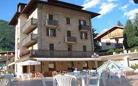 Hotel Carrara